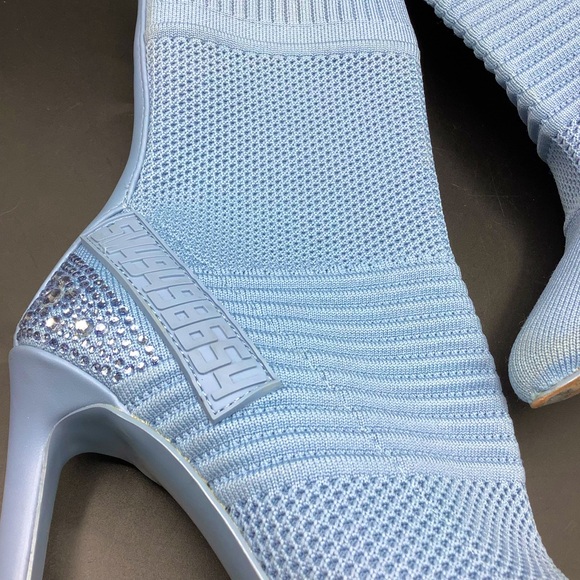 Steve Madden Maxwelle Light Blue Rhinestone Accent Bootie - Picture 3 of 9
